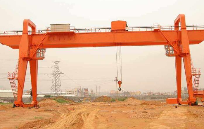 起重機(jī)全貌 起重機(jī)全貌