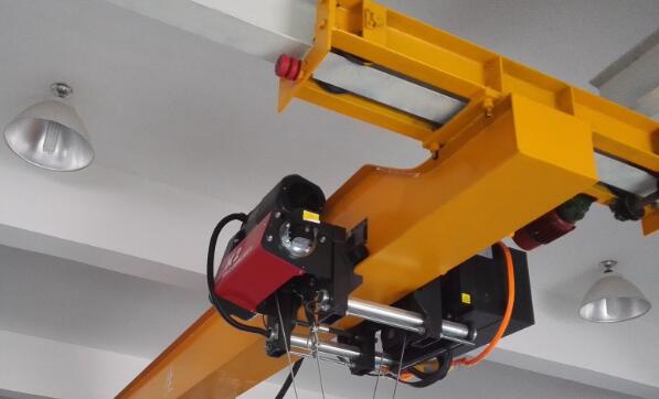 單梁懸掛起重機轉(zhuǎn)動慣量的緣故及解決方案