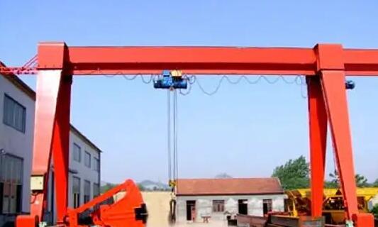 單梁龍門吊小車運作路軌毀壞及修補的應(yīng)用標準