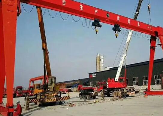 中小型門式起重機/拼裝式龍門吊架三角固定支架 中小型門式起重機/拼裝式龍門吊架三角固定支架