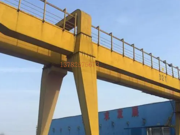 龍門吊門式起重機(jī)的起升和降落有哪些**注意事項(xiàng)？